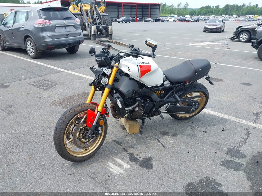2025 YAMAHA MTM890 auction photo 2