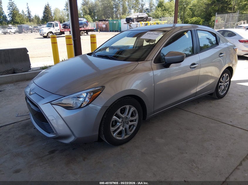 Vin: 3mydlbzv1gy126453, lot: 45695633, scion ia 20162