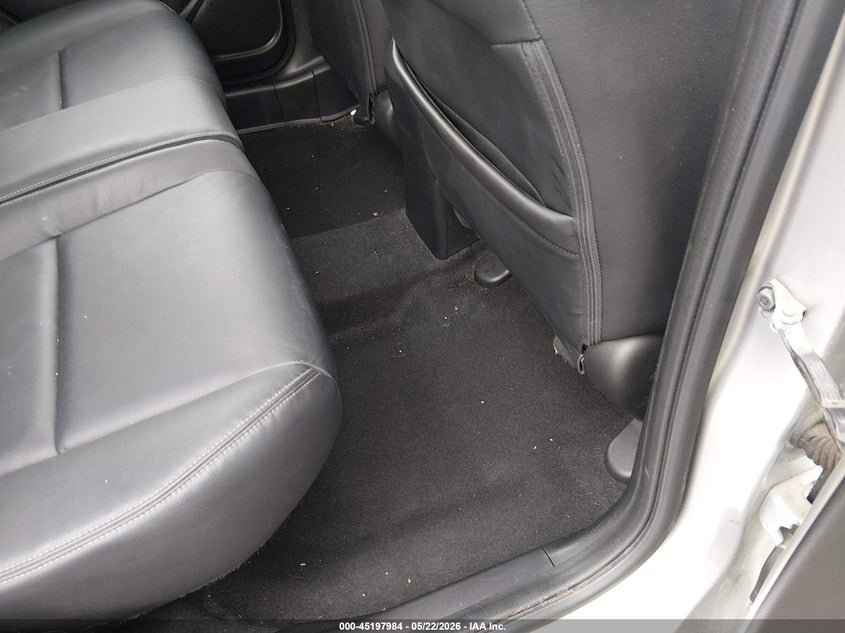 2015 Honda Fit Ex/Ex-L VIN: 3HGGK5H82FM710301 Lot: 45197984