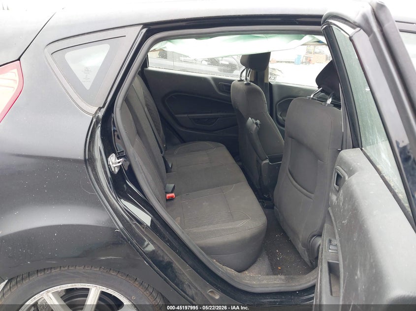 VIN 3FADP4EJ8KM104957 2019 FORD FIESTA SE