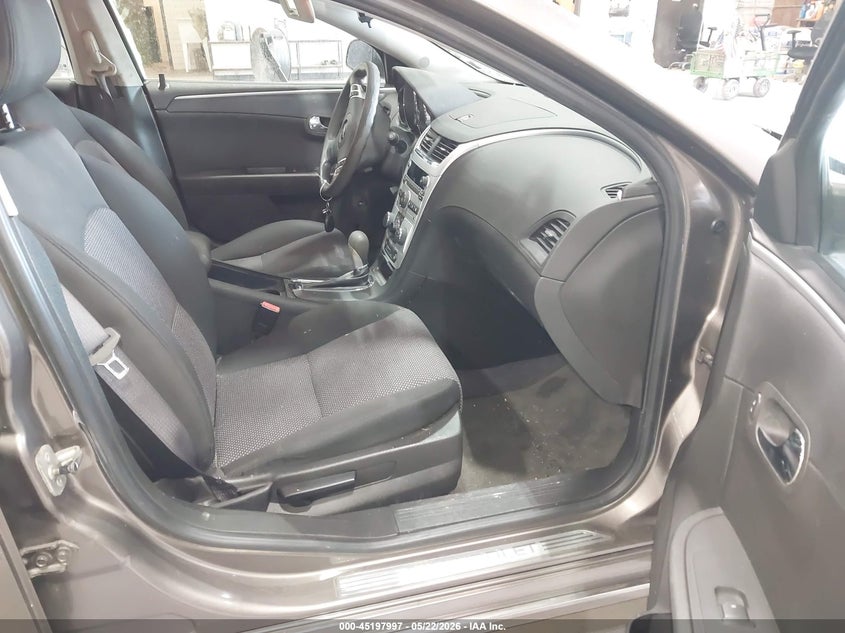 2010 CHEVROLET MALIBU auction photo 5