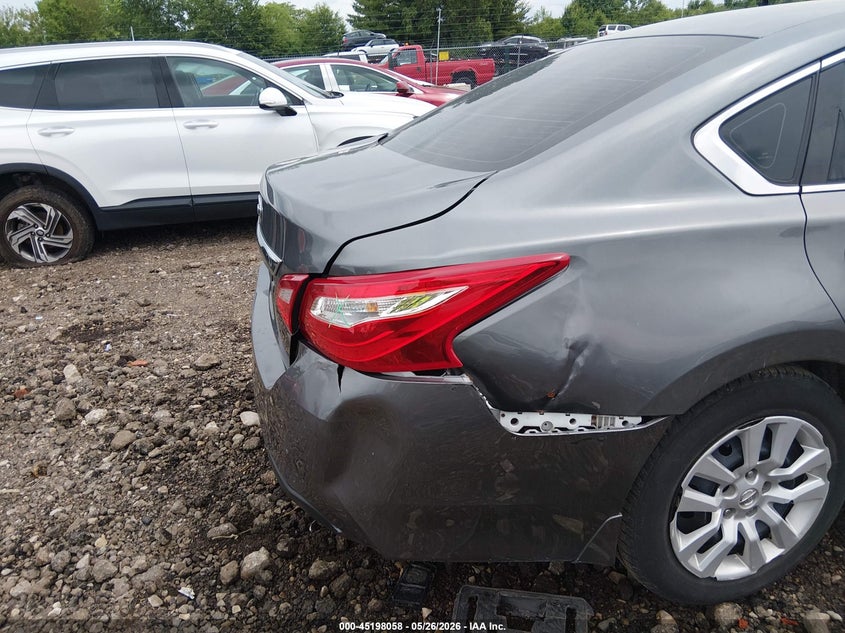 VIN 1N4AL3AP4HC220606 2017 NISSAN ALTIMA 2.5 S