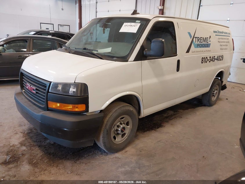 2021 GMC SAVANA CARGO auction photo 2