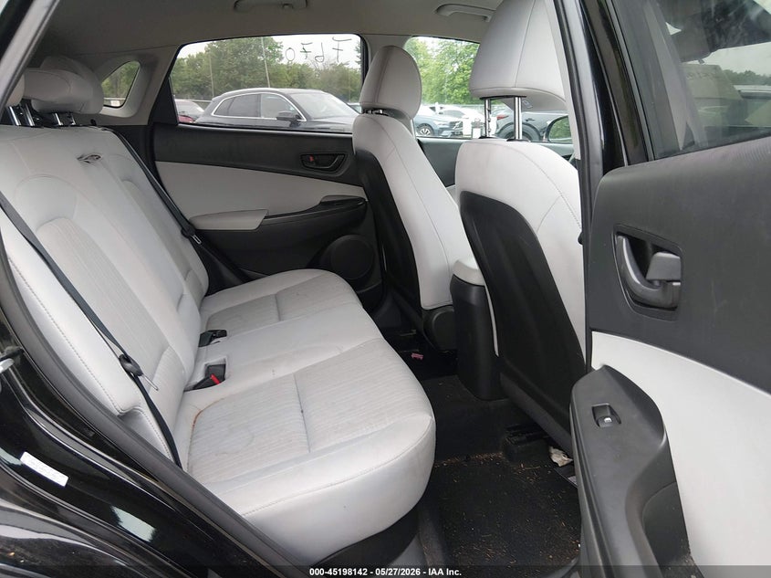 2022 HYUNDAI KONA auction photo 8
