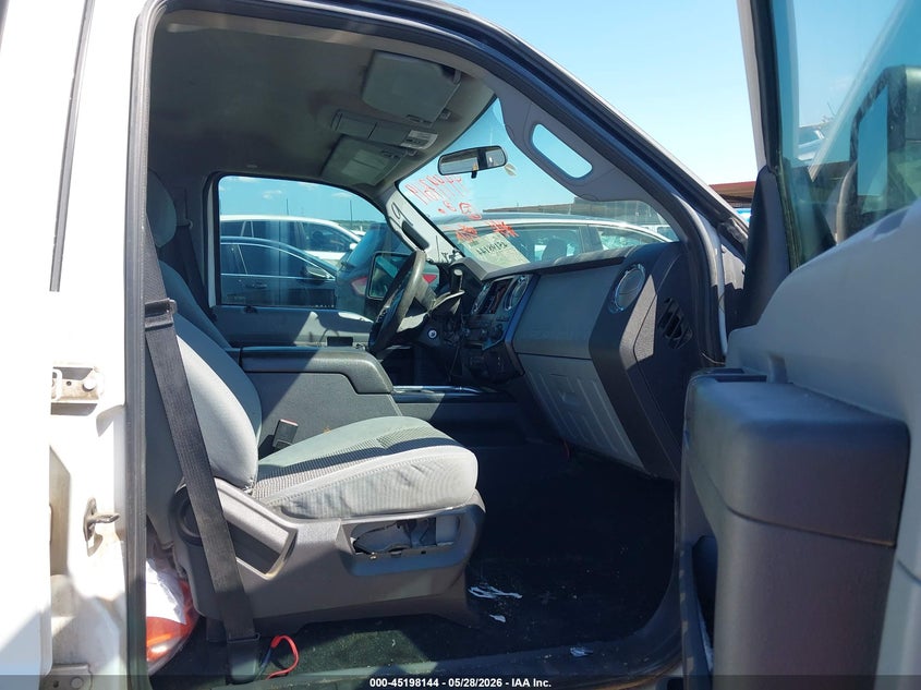 2012 Ford F250 6.7 F-250 Xlt white Lot 111045198144 Vin 1FT7W2BT4CEB53178