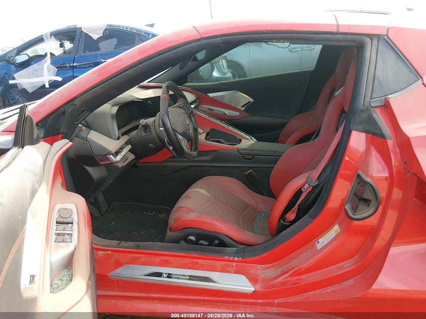 2023 CHEVROLET CORVETTE STINGRAY RWD 2LT · Фото 5
