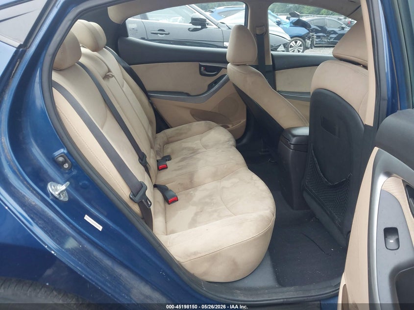2013 HYUNDAI ELANTRA auction photo 8