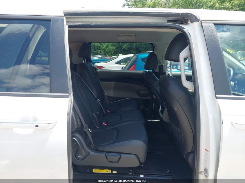 2025 Kia Carnival Mpv Lxs VIN: KNDNB5K38S6460057 Lot: 45198154