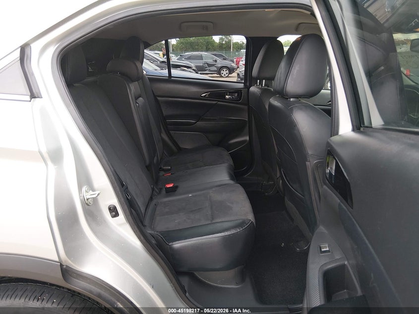 2022 Mitsubishi Eclipse Cross Se S-Awc/Se Special Edition S-Awc/Sel S-Awc/Sel Special Edition S-Awc VIN: JA4ATWAAXNZ051055 Lot: 45198217