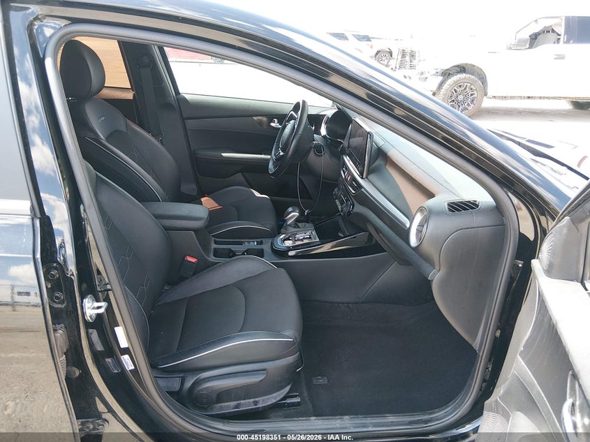 VIN 3KPF54AD4PE660791 2023 KIA FORTE GT-LINE