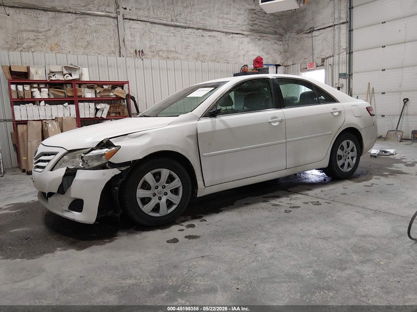 2011 Toyota Camry Le 4T1BF3EK8BU732659 photo 1