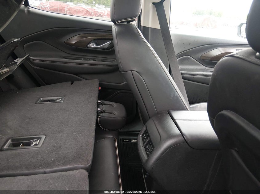 2018 GMC TERRAIN auction photo 8