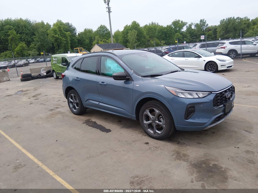 Vin: 1fmcu9mn4pub01018, lot: 45696178, ford escape st-line 2023 img_1