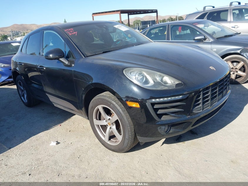 2017 PORSCHE MACAN