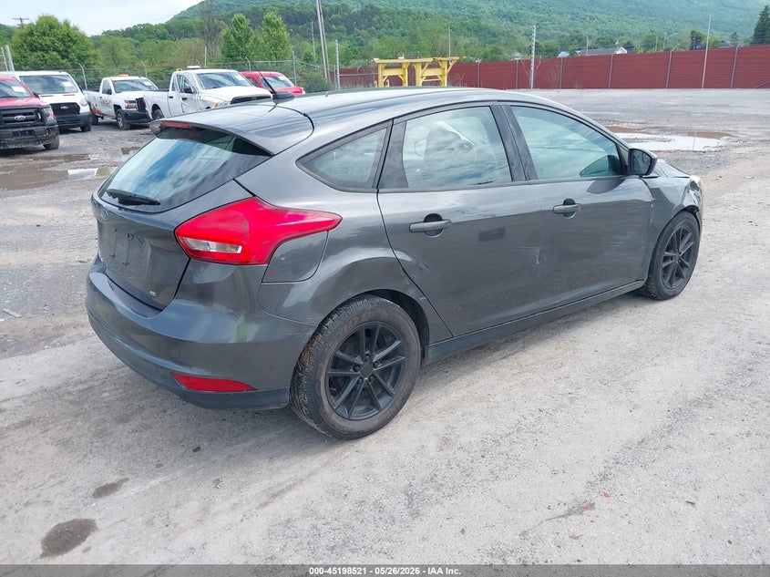 Vin: 1fadp3k2xjl255046, lot: 45696250, ford focus se 20184