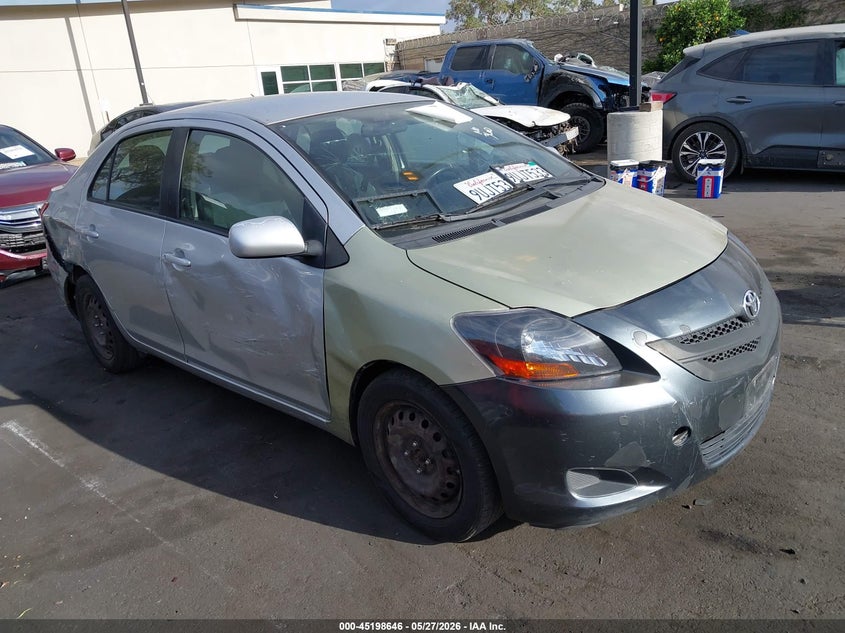 2012 TOYOTA YARIS