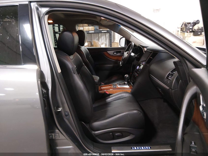 2014 INFINITI QX70 auction photo 5