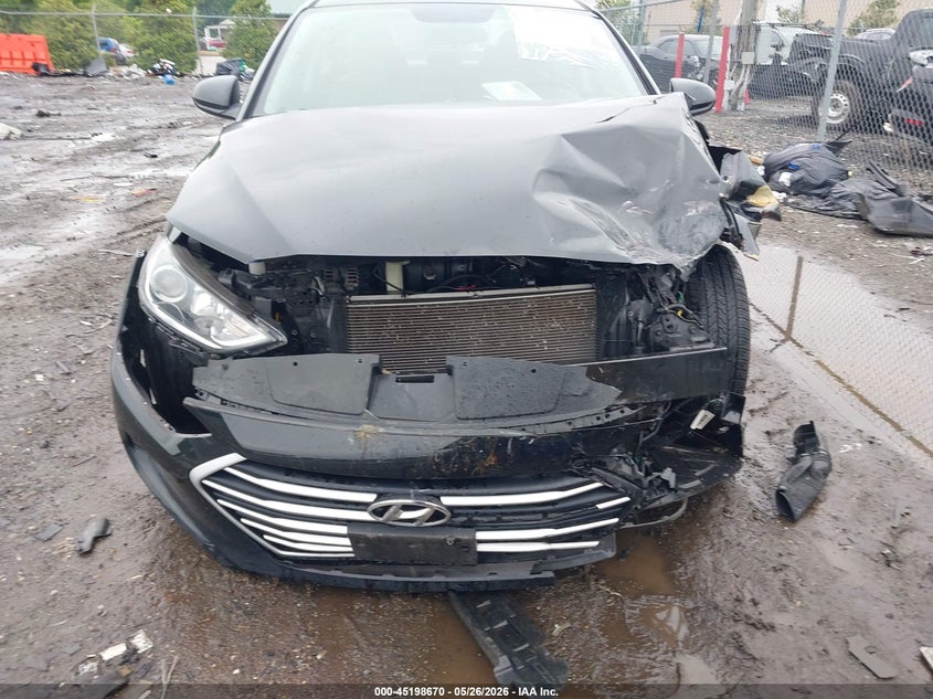 VIN 5NPD74LF7HH164705 2017 HYUNDAI ELANTRA SE
