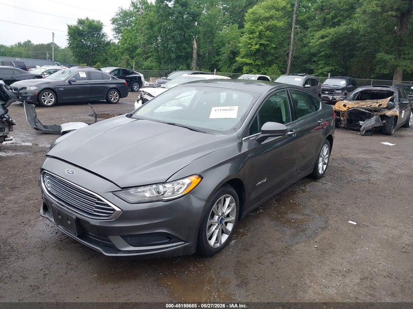3FA6P0LU8HR240628 2017 Ford Fusion Hybrid Se photo 1