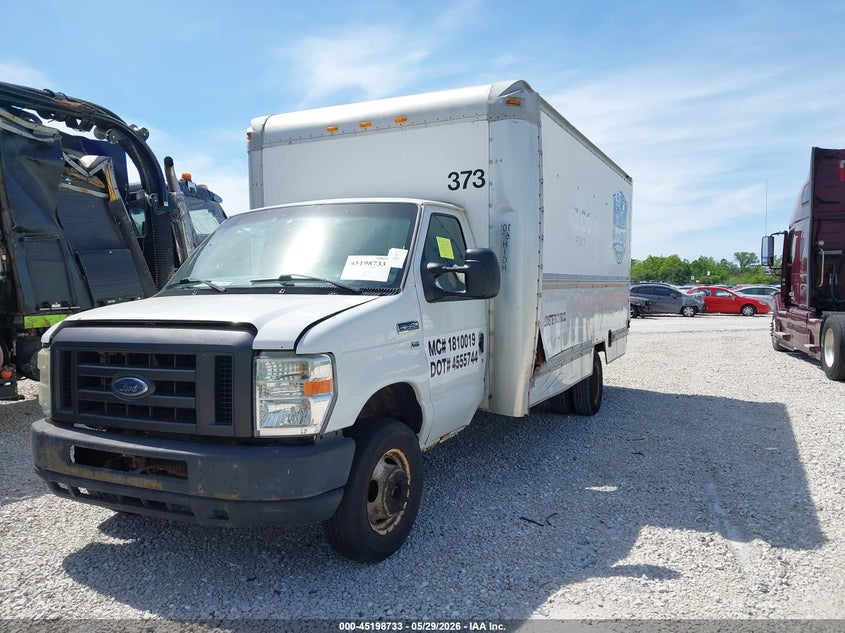 1FDWE3FLXADA35178 2010 Ford E-350 Cutaway photo 1