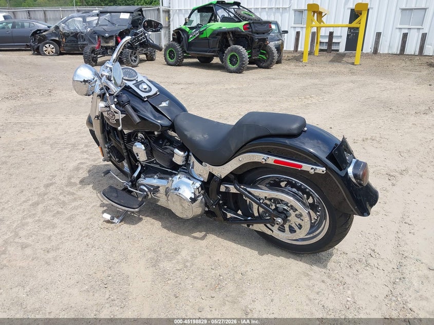 2011 HARLEY-DAVIDSON FAT BOY MOTO 2