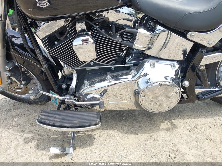 2011 Harley-Davidson Flstf VIN: 1HD1BX518BB040955 Lot: 45198829