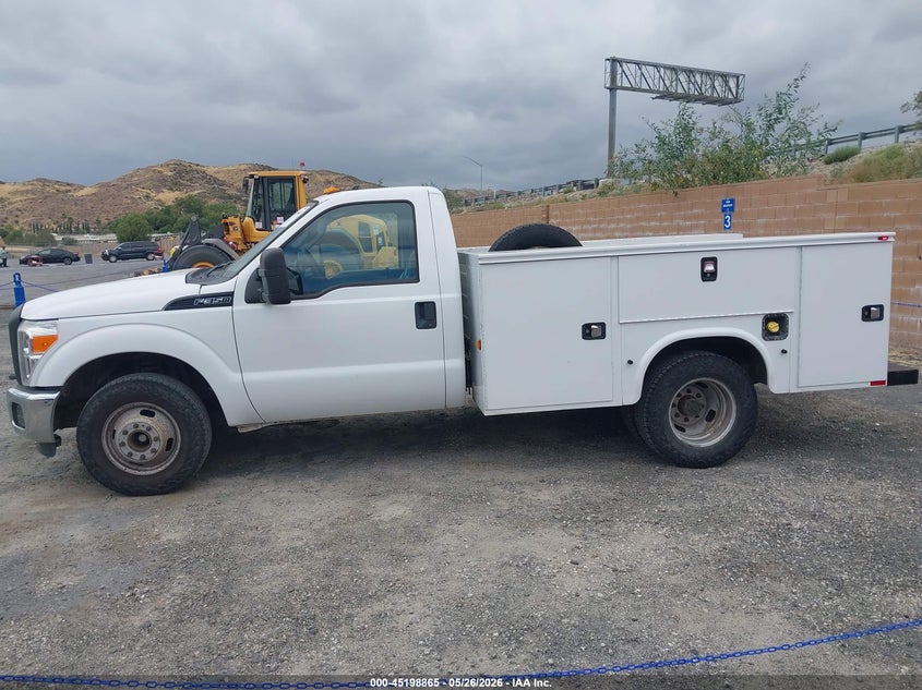 2016 Ford F-350 Chassis Xl Unknown Lot 111045198865 Vin 1FDRF3G67GEC86665