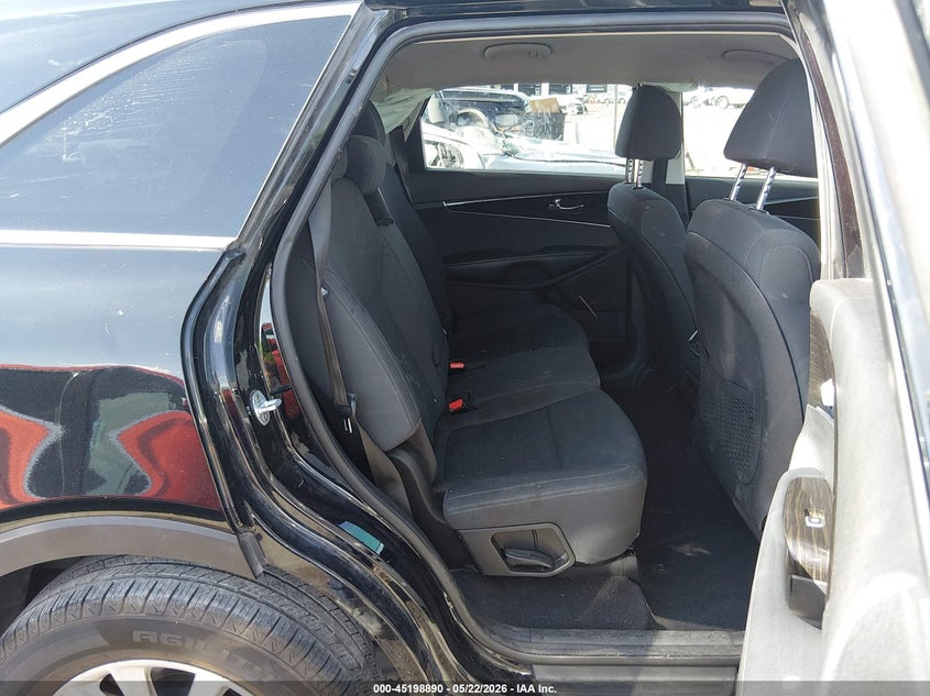 2019 KIA SORENTO auction photo 8
