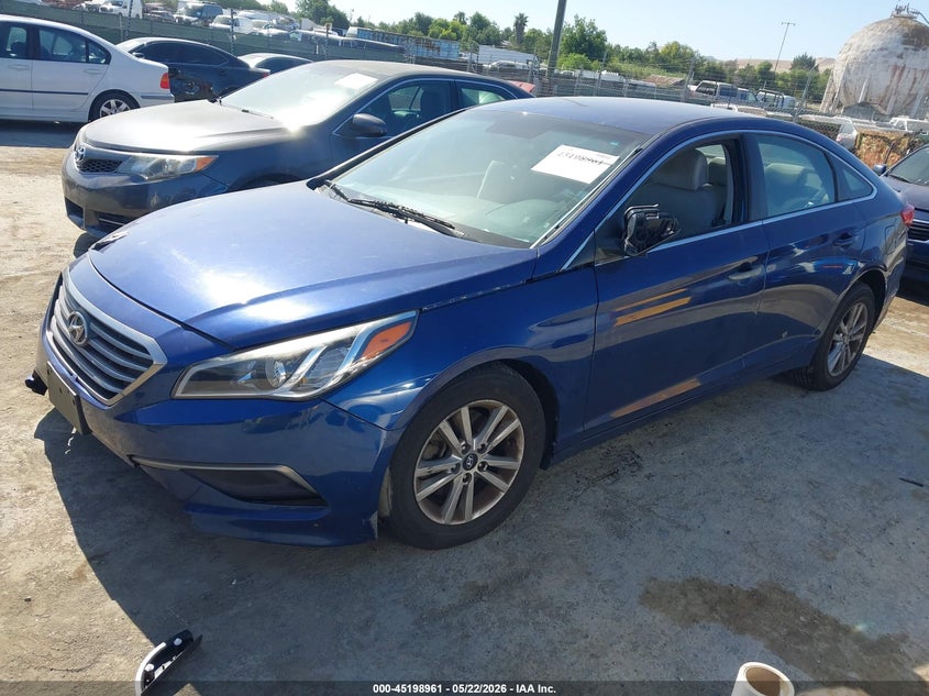 2016 HYUNDAI SONATA auction photo 2