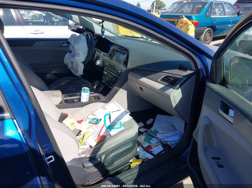 2016 HYUNDAI SONATA auction photo 5