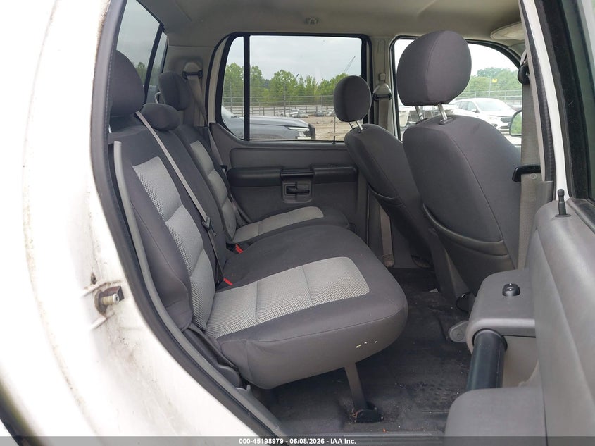 2005 Ford Explorer Sport Trac Adrenalin/Xls/Xlt VIN: 1FMZU67K75UA23728 Lot: 45198979