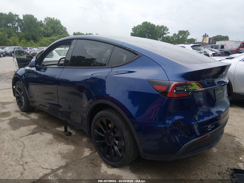 2024 TESLA MODEL Y auction photo 3