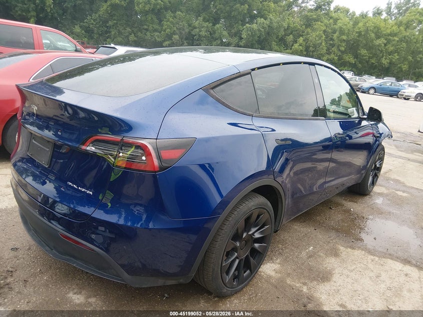 2024 TESLA MODEL Y auction photo 4