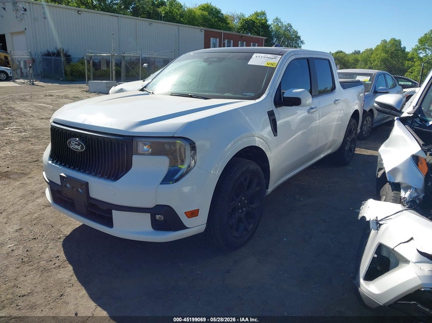 2025 FORD MAVERICK auction photo 2