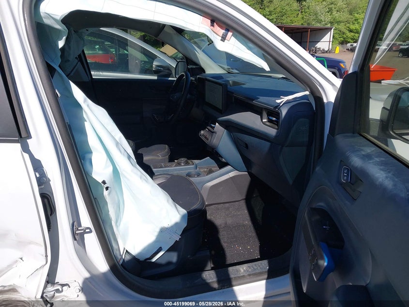 2025 FORD MAVERICK auction photo 5