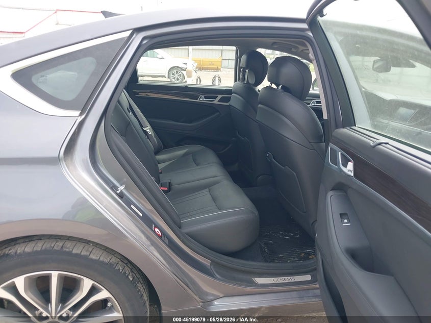 2015 HYUNDAI GENESIS auction photo 8