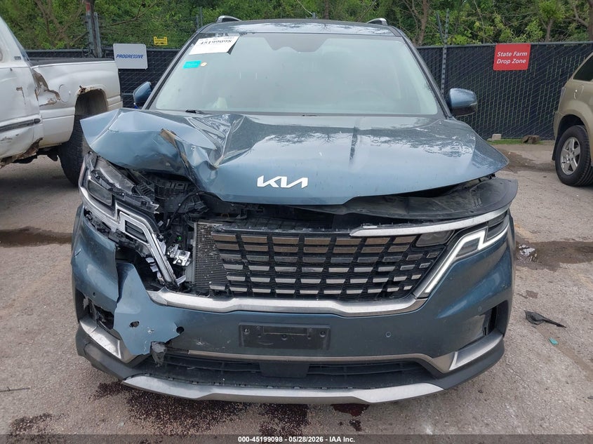 2024 KIA CARNIVAL MPV auction photo 6