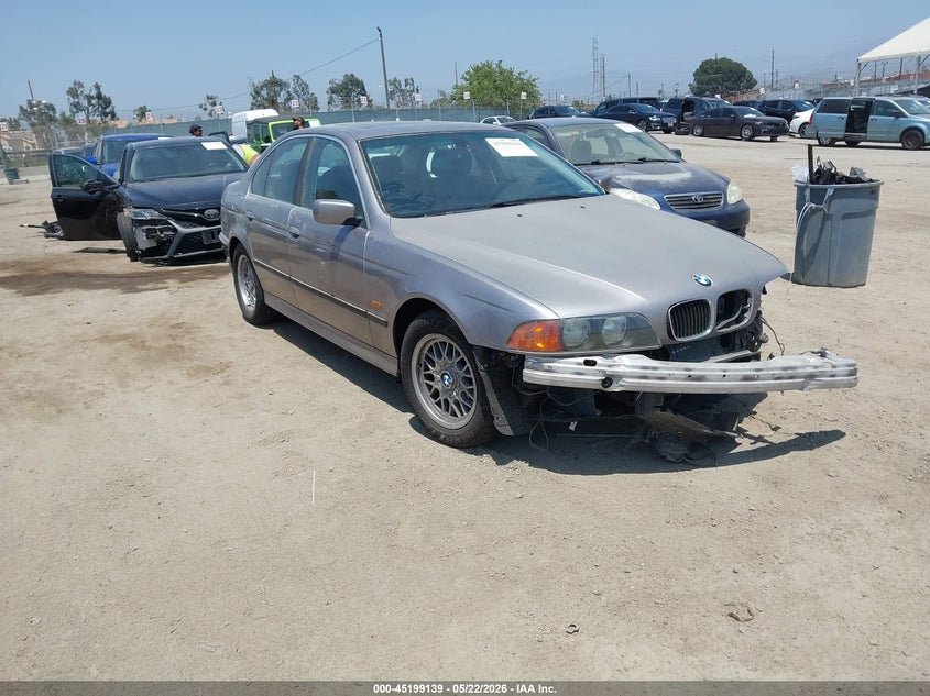 2000 BMW 528Ia