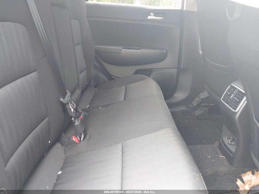 VIN KNDPMCAC2H7033212 2017 KIA SPORTAGE LX