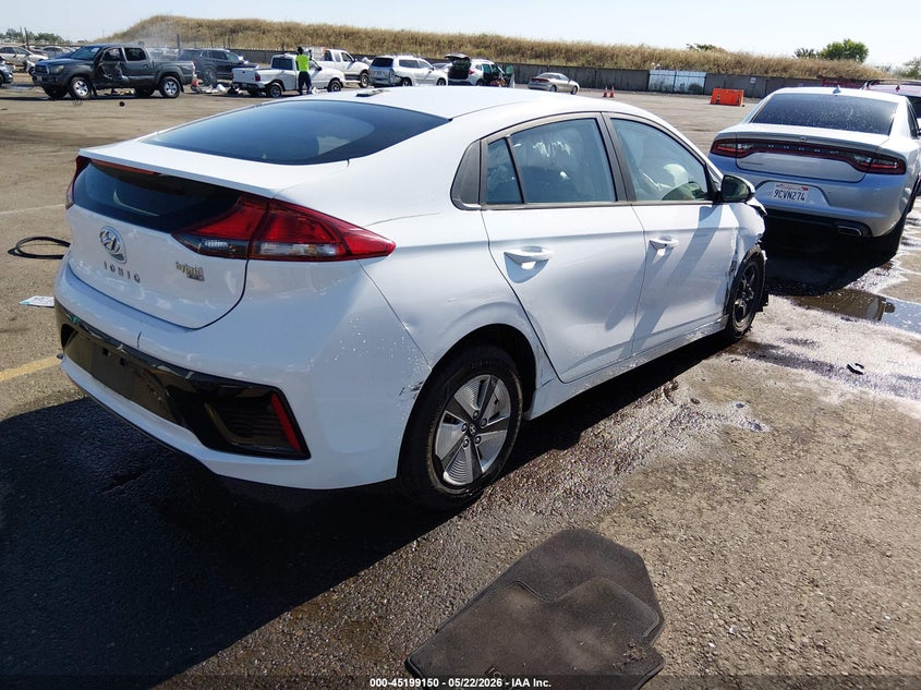 Vin: kmhc65lc1hu022233, lot: 45696878, hyundai ioniq hybrid blue 20174