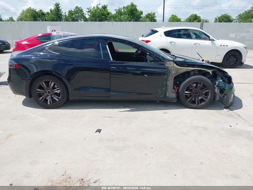 2018 Tesla Model S 100D/75D/P100D VIN: 5YJSA1E28JF280789 Lot: 45199151