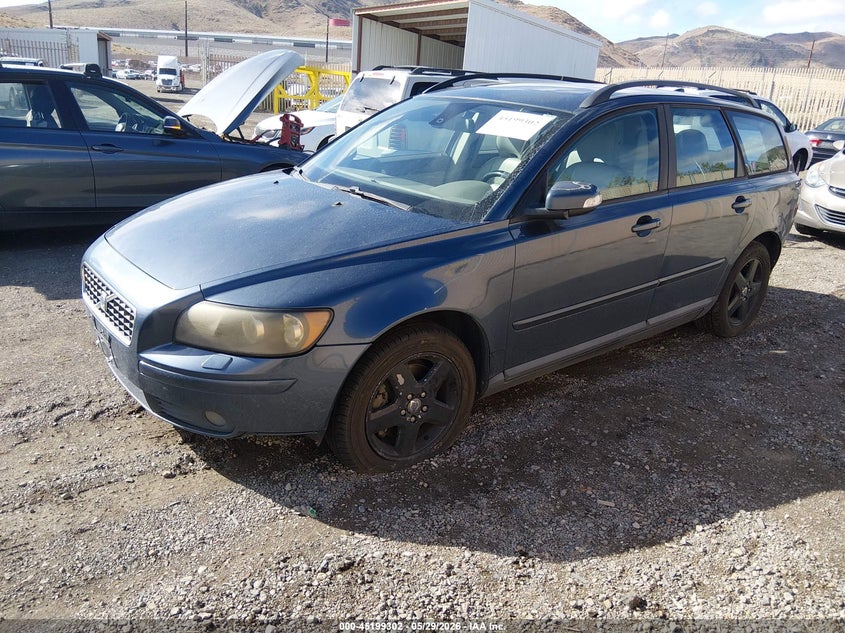 YV1MJ682072280518 2007 Volvo V50 T5 photo 1