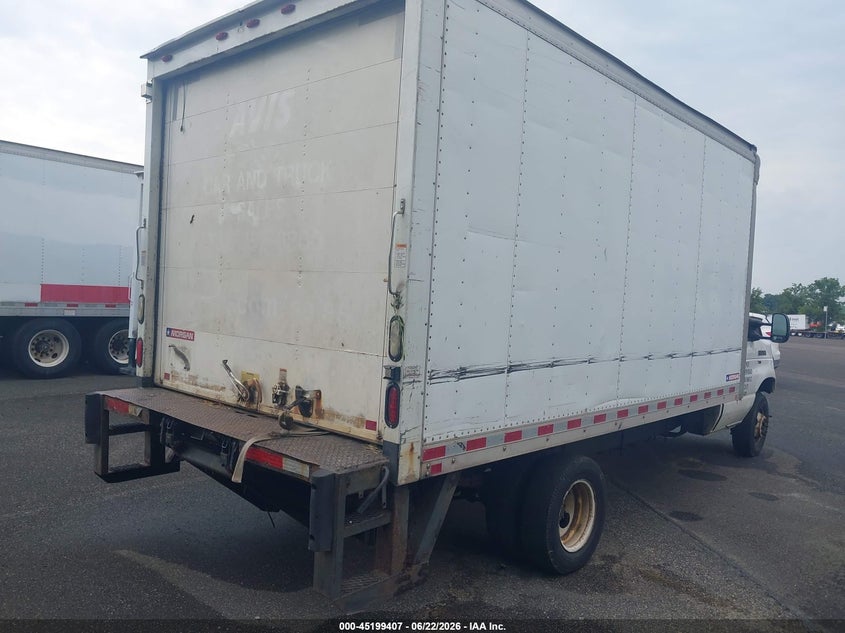 2013 FORD E-350 CUTAWAY auction photo 4