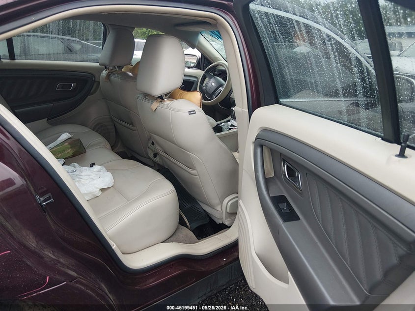 2011 FORD TAURUS auction photo 8