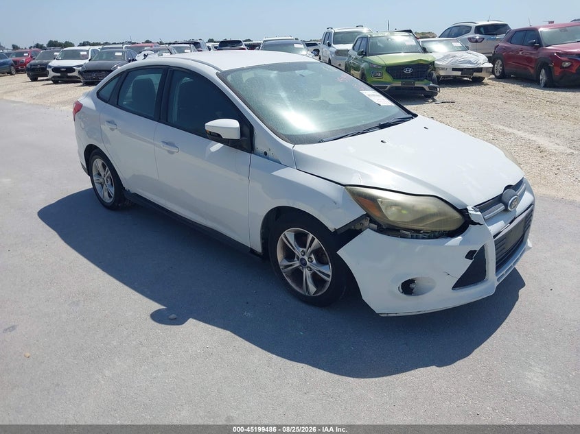 Vin: 1fadp3f28el321464, lot: 45697214, ford focus se 2014 img_1