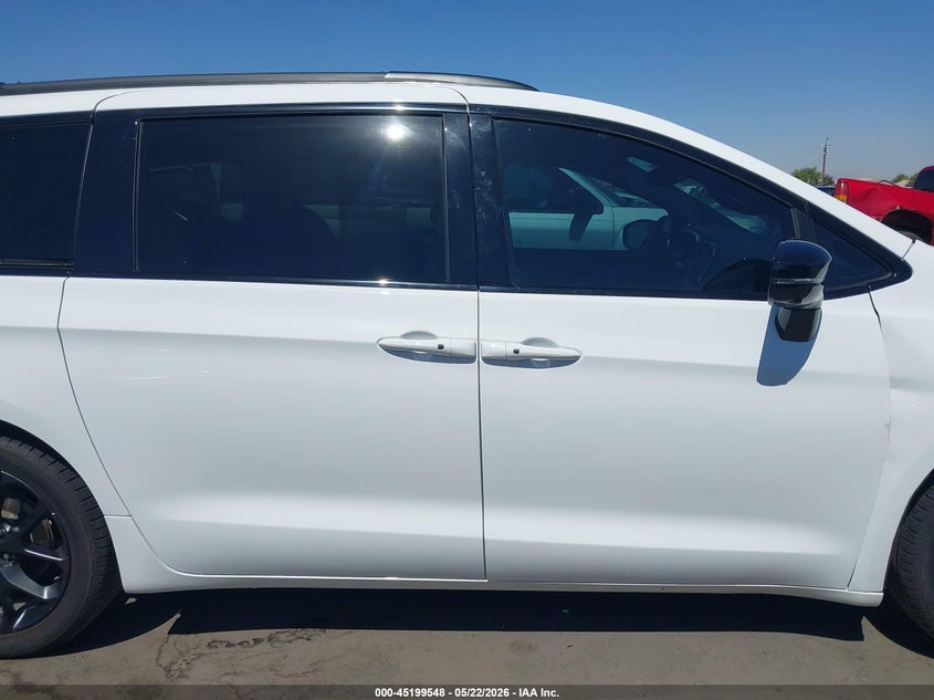 CHRYSLER PACIFICA - zdjęcie 14