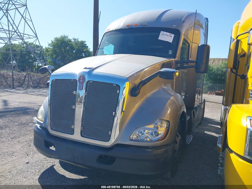 2019 KENWORTH T680 auction photo 2
