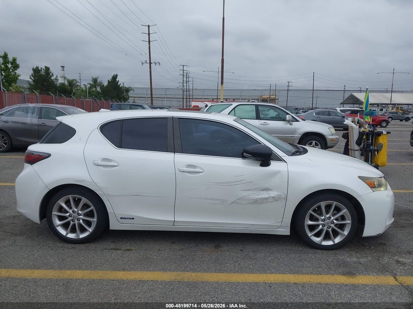 2012 Lexus Ct 1.8 Ct 200H Premium white Lot 111045199714 Vin JTHKD5BH4C2111817