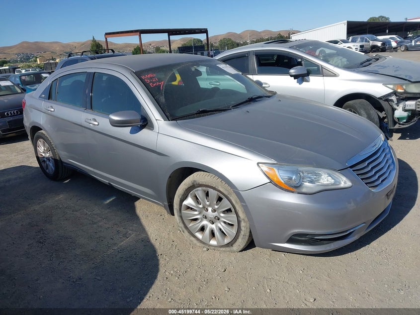 2014 Chrysler 200 Lx