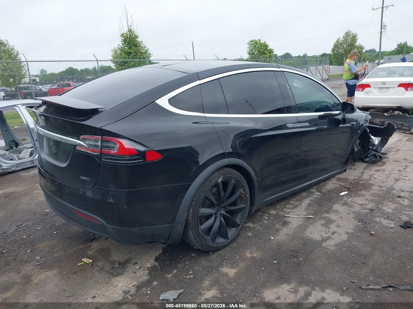 2018 TESLA MODEL X auction photo 4
